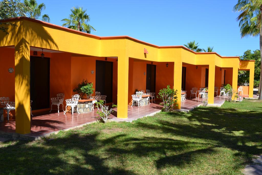 Hotel Playa Del Sol لوس باريليس المظهر الخارجي الصورة