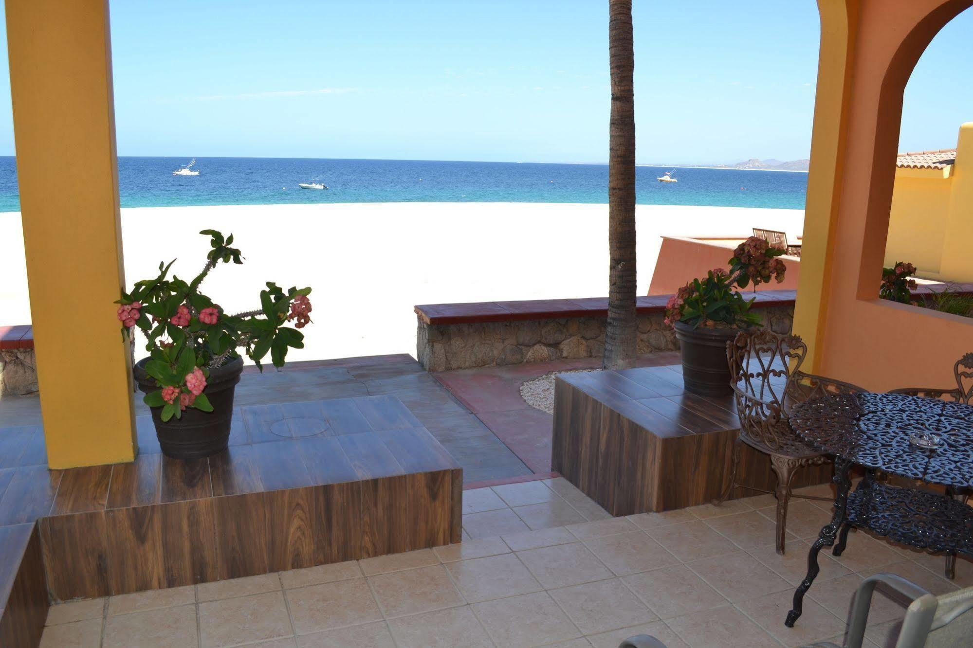 Hotel Playa Del Sol لوس باريليس المظهر الخارجي الصورة