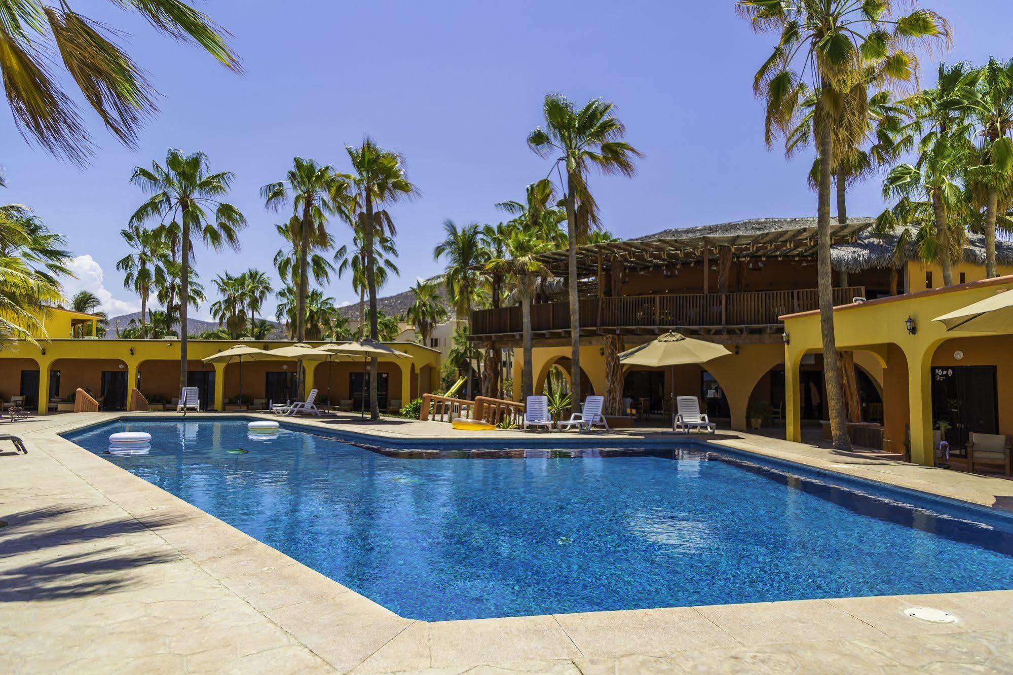 Hotel Playa Del Sol لوس باريليس المظهر الخارجي الصورة