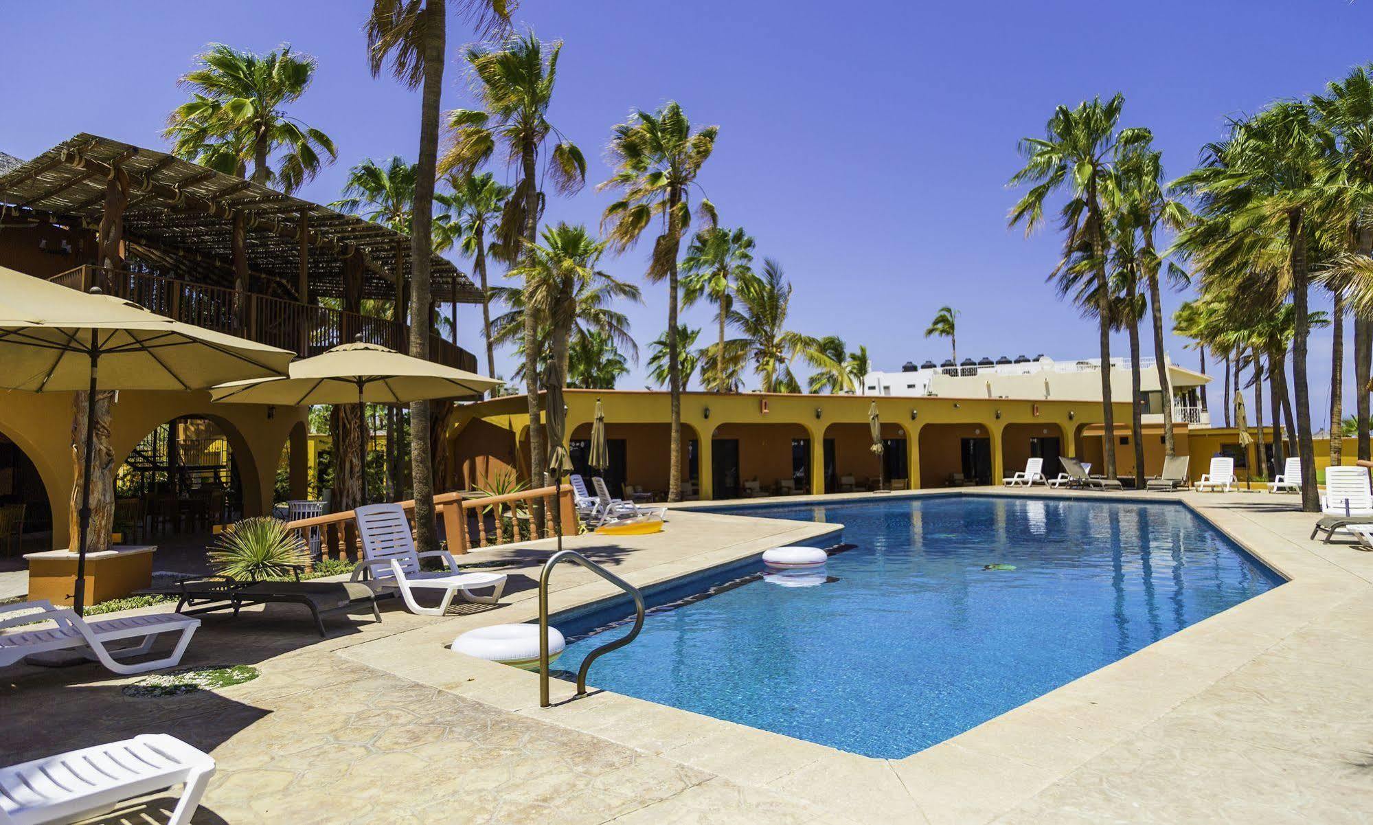Hotel Playa Del Sol لوس باريليس المظهر الخارجي الصورة
